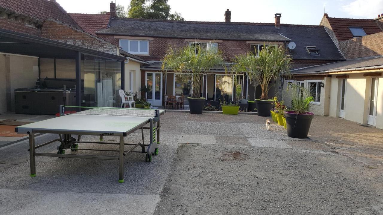 Chambres Individuelles Avec Cuisine Commune Tilloloy 外观 照片
